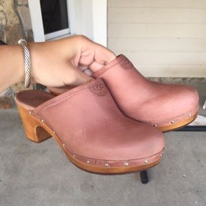 UGG Abbie clog mule sz 8 in antique blush